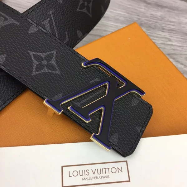 Louis Vuitton belt