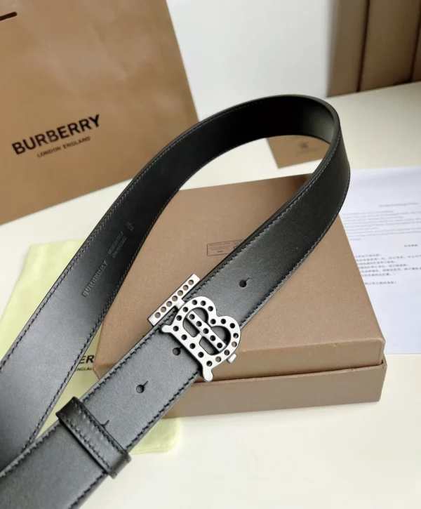 Burberry belt