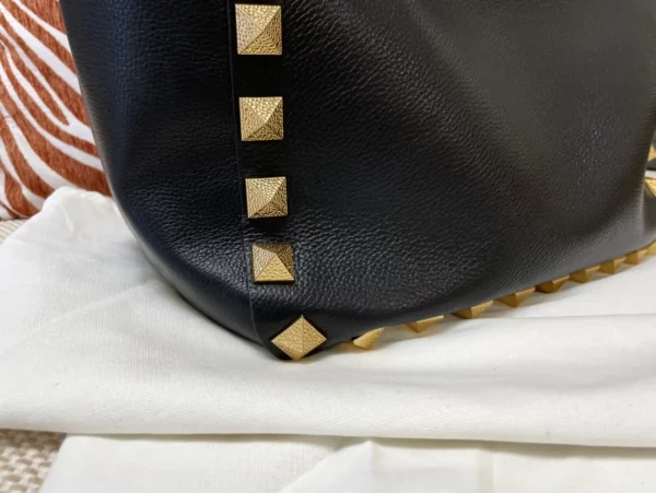 Valentino bag - rep bags