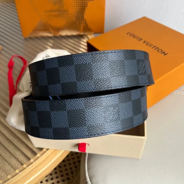 Louis Vuitton belt