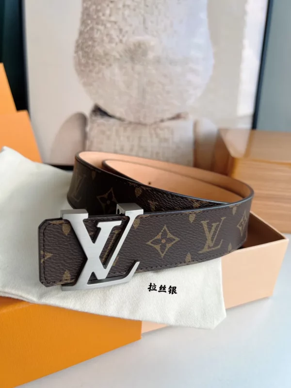 Louis Vuitton belt