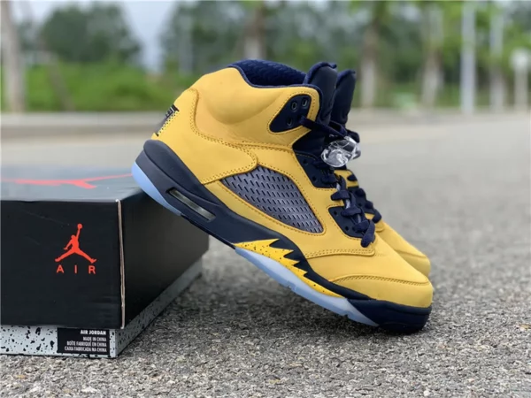 Air Jordan 5 SP Michigan - 2019-07-02 - Replica shoes