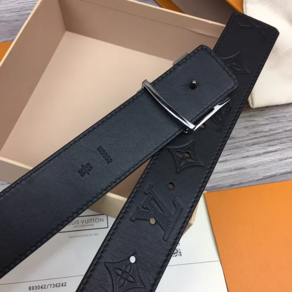 Louis Vuitton belt