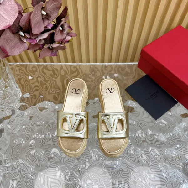 Valentino shoes - Reps shoes