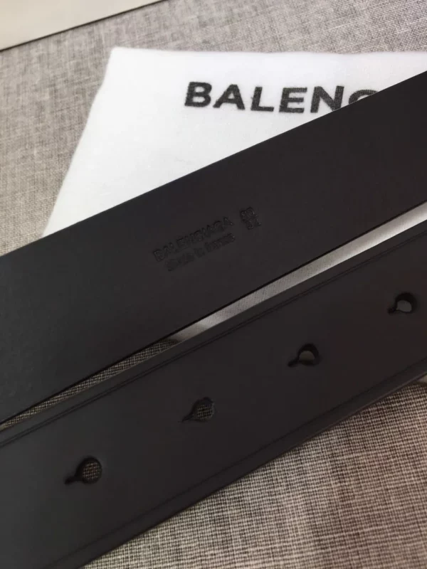 Balenciaga belt