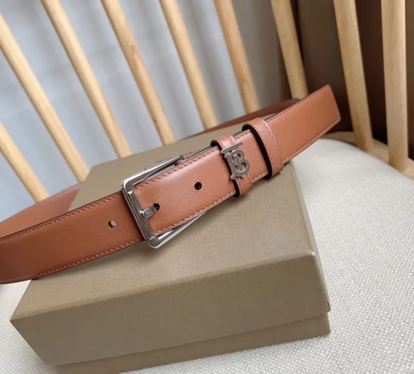 Burberry belt