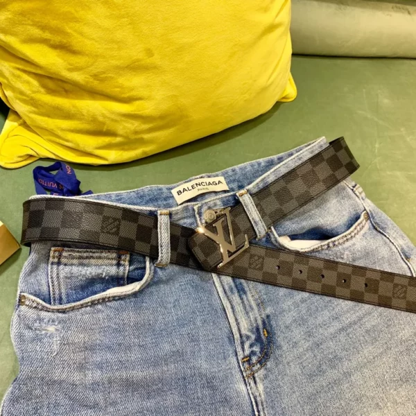 Louis Vuitton belt