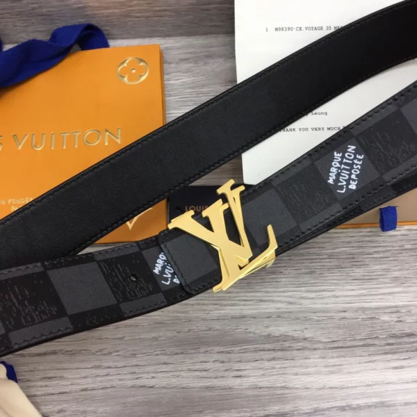 Louis Vuitton belt