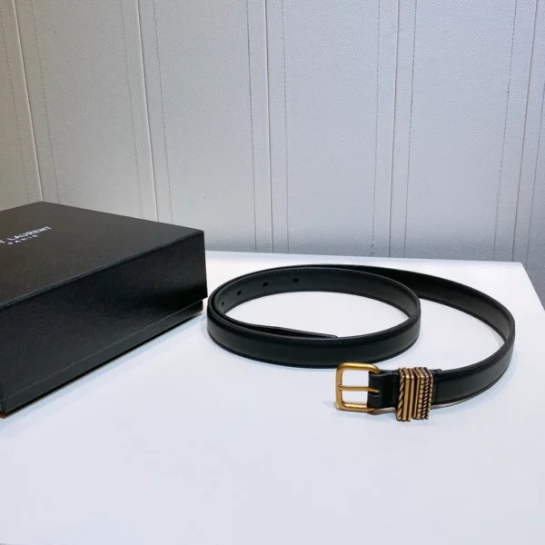 Saint Laurent belt