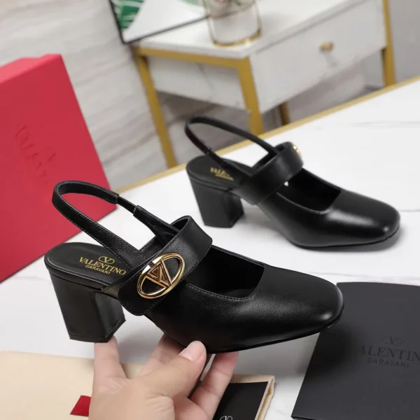 Valentino shoes - Reps shoes