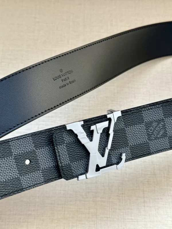 Louis Vuitton belt