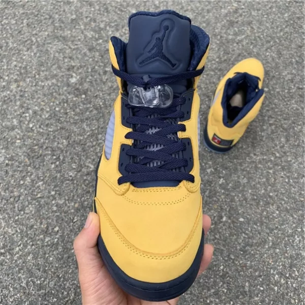 Air Jordan 5 SP Michigan - 2019-07-02 - Replica shoes