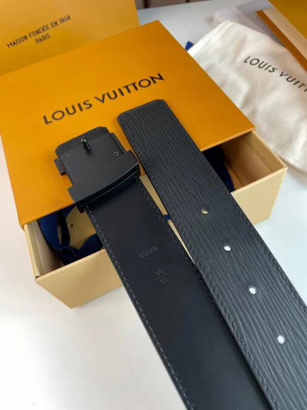 Louis Vuitton belt