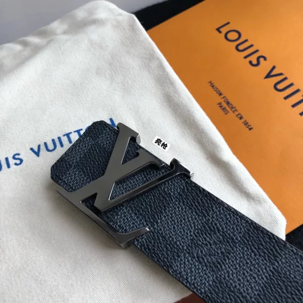 Louis Vuitton belt