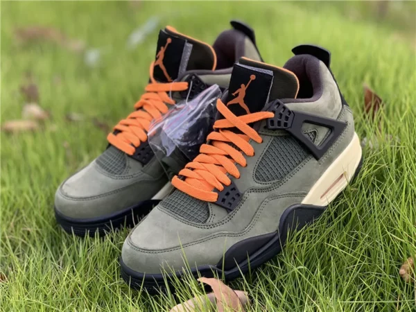 Air jordan 4 X Undefeated Travis Scott - Replica shoes