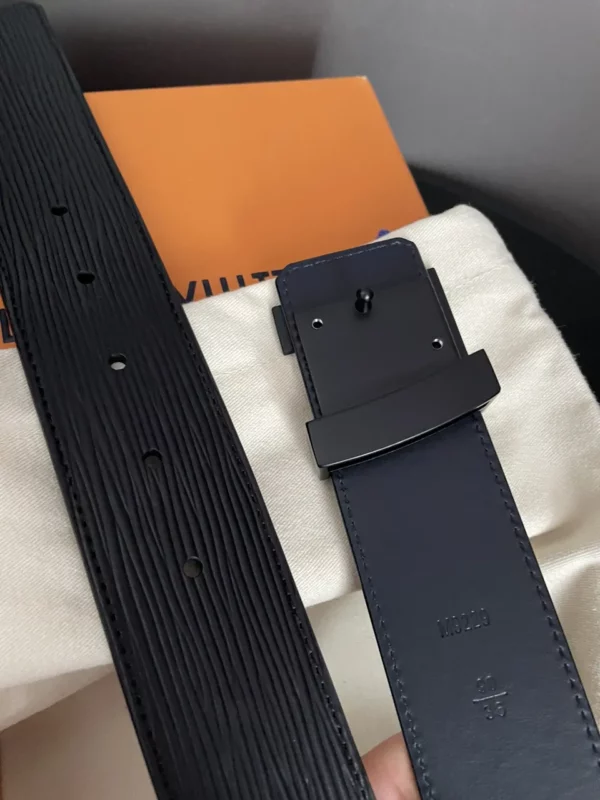 Louis Vuitton belt