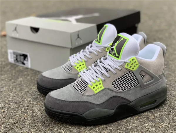 Air Jordan 4 SE Neon - Replica shoes