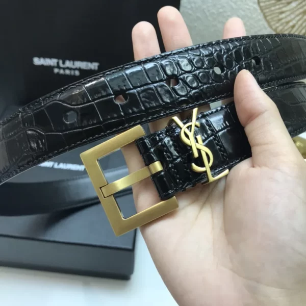 Saint Laurent belt