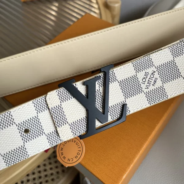 Louis Vuitton belt