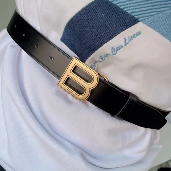 Balenciaga belt