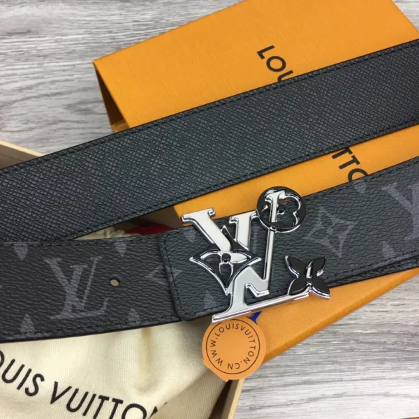 Louis Vuitton belt