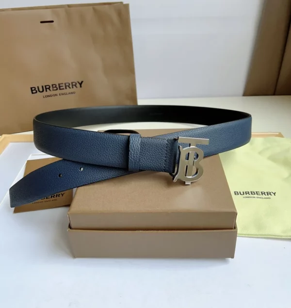 Burberry belt