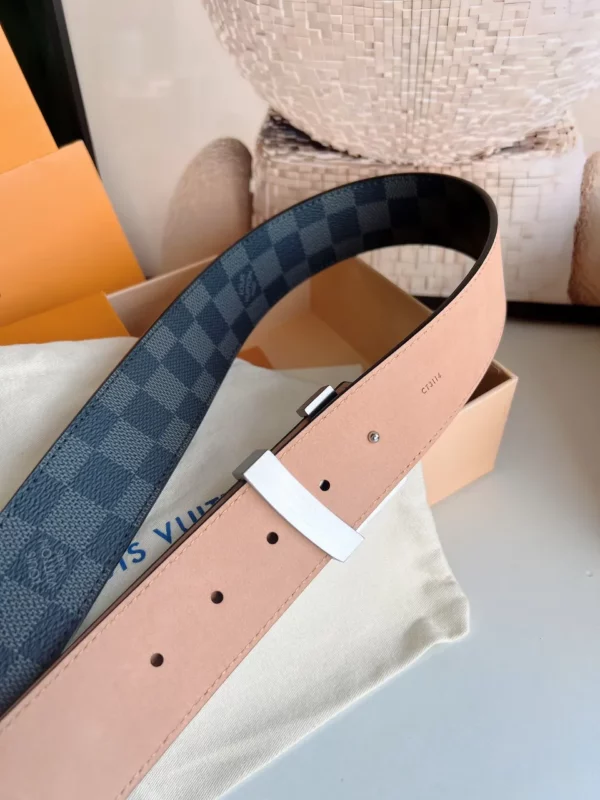 Louis Vuitton belt