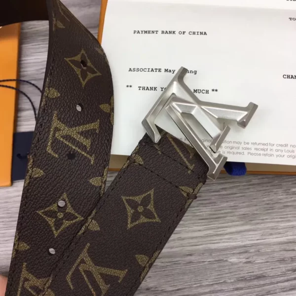 Louis Vuitton belt