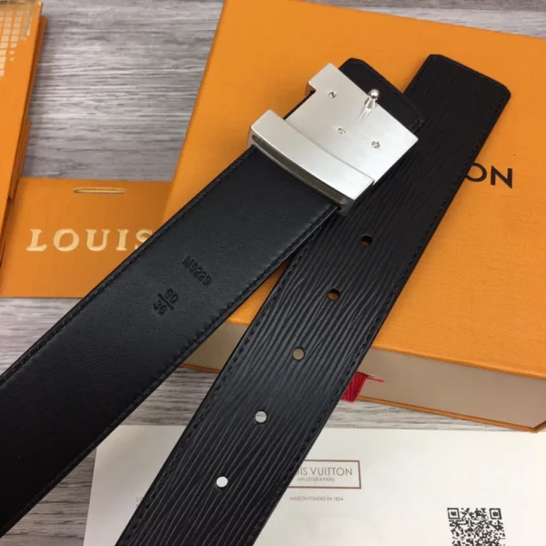 Louis Vuitton belt