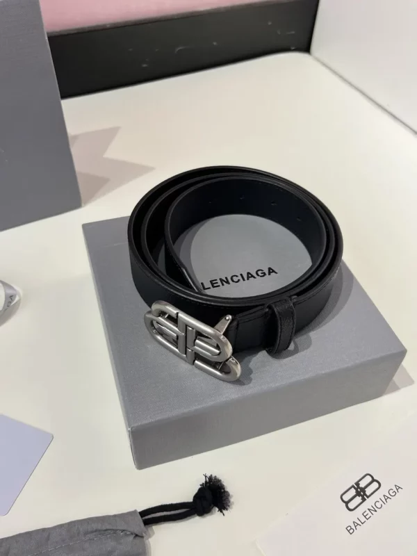 Balenciaga belt