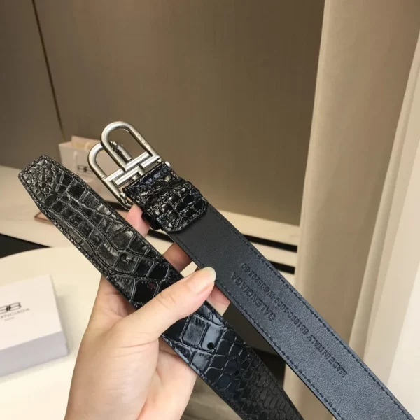 Balenciaga belt