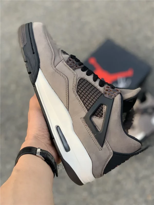 Air Jordan 4 x Travis Scott Olive - 2019-05-15 - Replica shoes