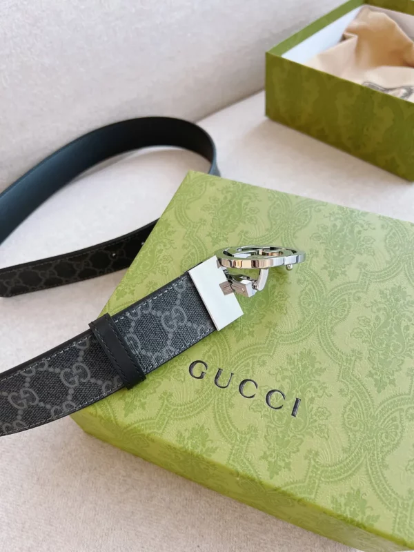 Gucci belt