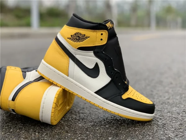 Air Jordan 1 Yellow Toe - 2019-04-21 - Replica shoes