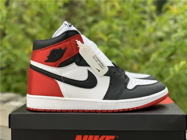 Air Jordan 1 Satin WMNS Black Toe - 2019-08-20 - Replica shoes