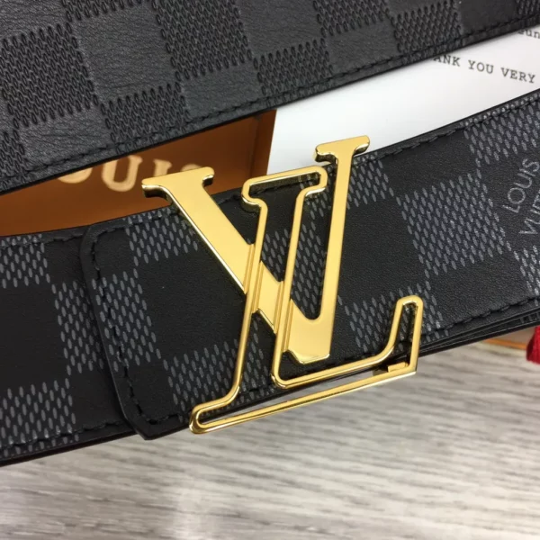 Louis Vuitton belt