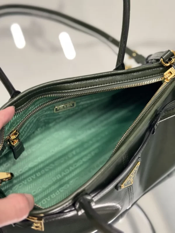 Prada bag - rep bags