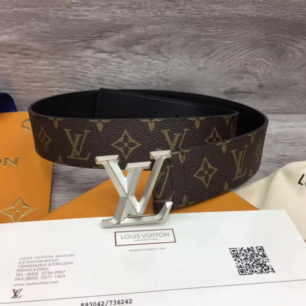 Louis Vuitton belt