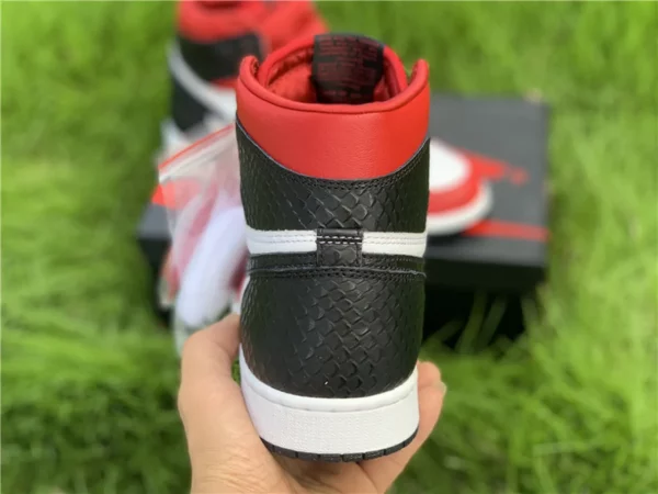 Air Jordan 1 WMNS Satin Snake - Replica shoes