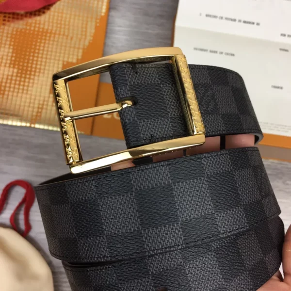 Louis Vuitton belt