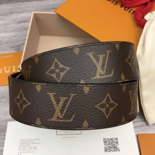 Louis Vuitton belt