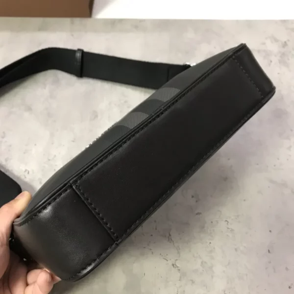 Burberry bag - replica bags