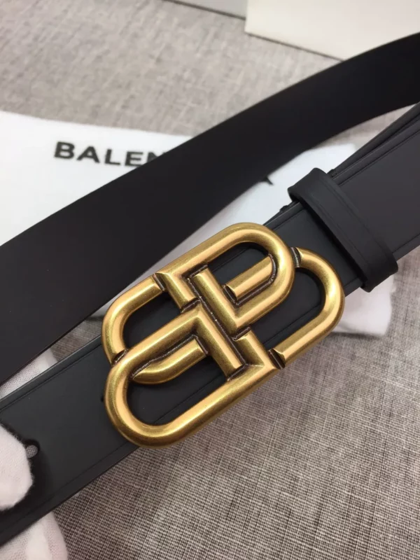 Balenciaga belt