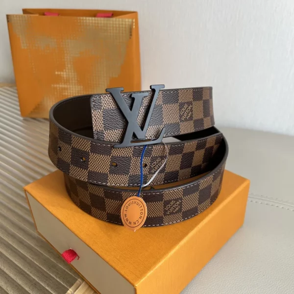 Louis Vuitton belt