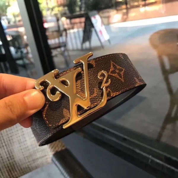 Louis Vuitton belt