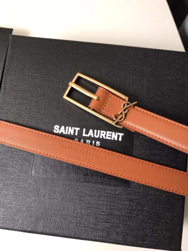 Saint Laurent belt