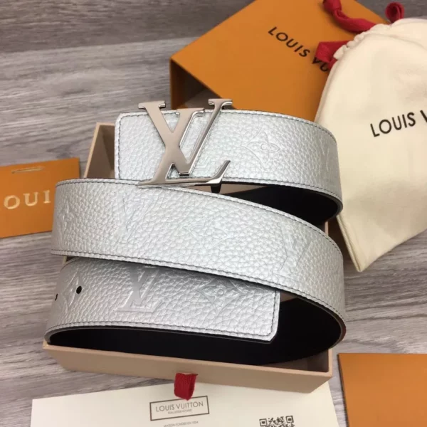 Louis Vuitton belt