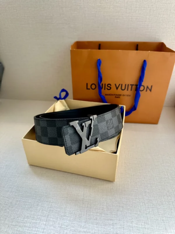 Louis Vuitton belt