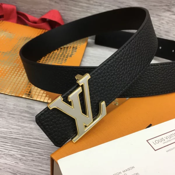 Louis Vuitton belt