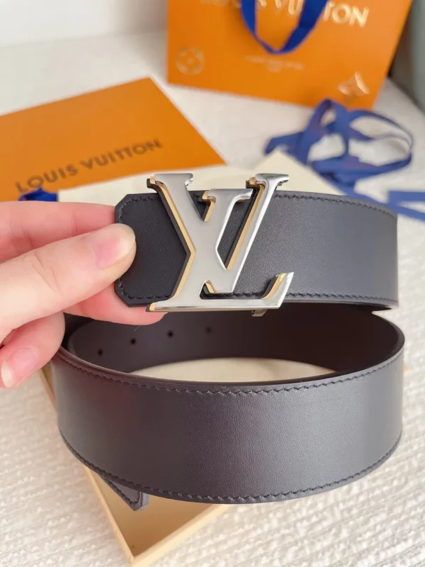 Louis Vuitton belt